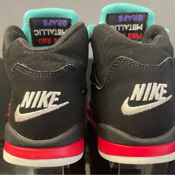 Nike Air Jordan 5 Retro "Top 3" Black Fire Red Metallic GrapePS SZ 1Y CZ2990-001 - Picture 5 of 14